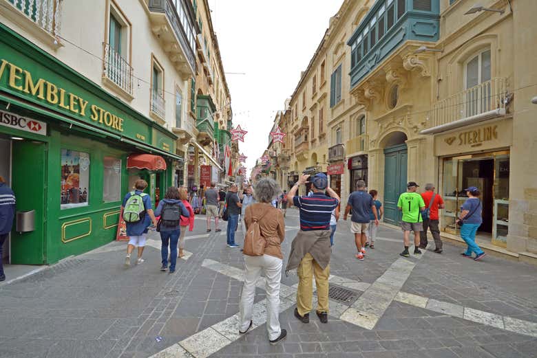 Percorrendo as ruas de Valleta